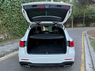 MERCEDES-BENZ Clase GLC 300 4MATIC con 258CV