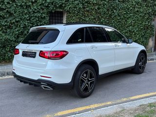 MERCEDES-BENZ Clase GLC 300 4MATIC con 258CV