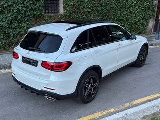 MERCEDES-BENZ Clase GLC 300 4MATIC con 258CV