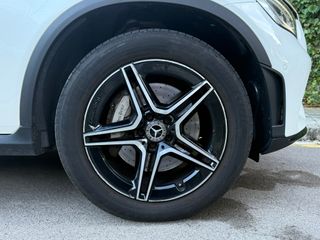 MERCEDES-BENZ Clase GLC 300 4MATIC con 258CV