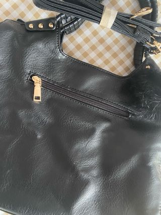Bolso de piel negro