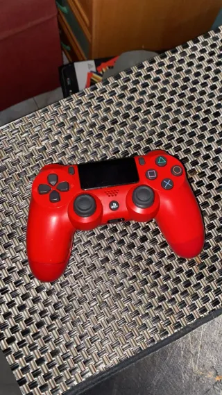 PS4 Slim Negra + 2 Mandos + Ventilador