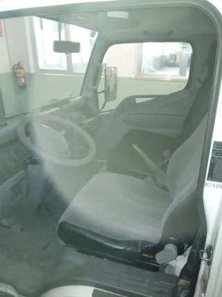 Camión Mitsubishi Canter