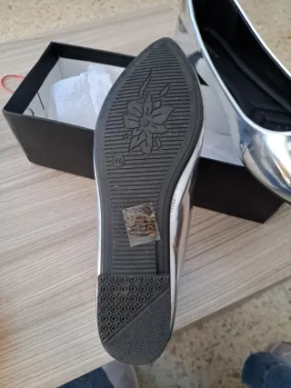 Francesitas plateadas talla 40