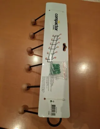 Perchero de pared Compactor