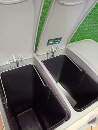 SONGMICS LTB24WT  Cubo de Basura de Cocina de 3 x 8 L Blanco