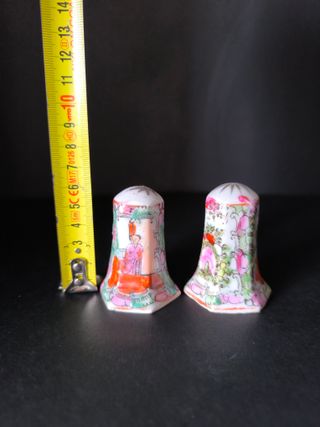 Conjuntos Saleiros Figuras Orientais Macau