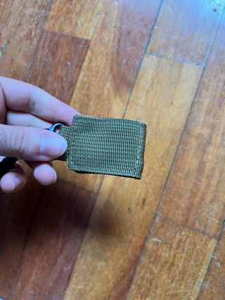 Correa de seguridad para pistola color Tan