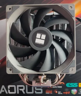 Pack MSI Z370 Godlike Gaming +i5 9600kf+ disipador