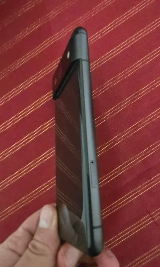 Google Pixel 8 - Defeito no Ecrã