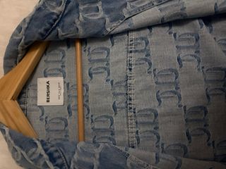 Chaqueta vaquera Bershka hombre Talla M