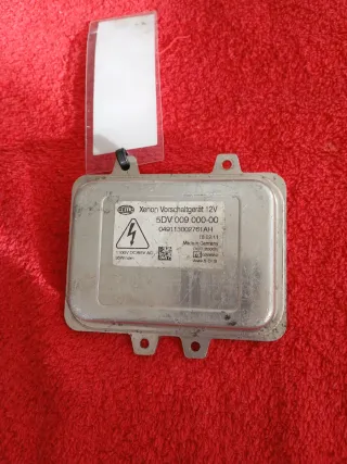 Centralita Xenon HELLA 5DV 009 000-00