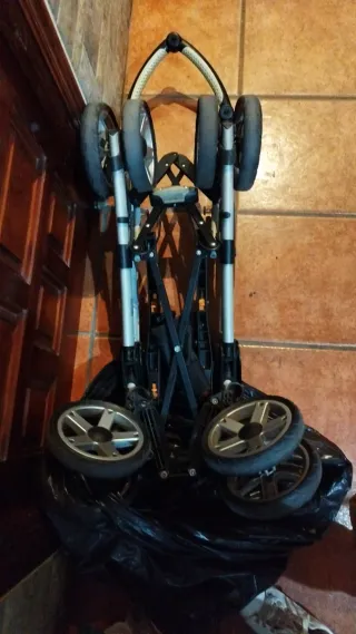 Carrozza per bambini blu