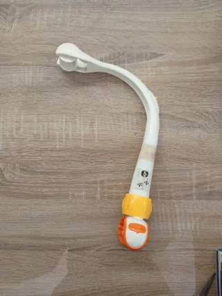 Giostrina e bastone culla neonato.