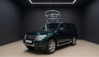 Mitsubishi Montero 2015