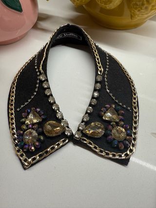 Gola Joia Couture com Cristais e Correntes Dourada