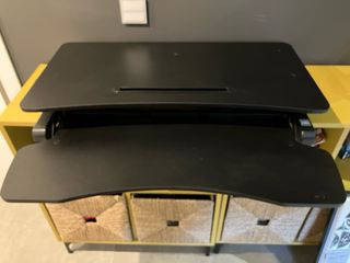 Escritorio ajustable negro