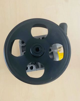 Bomba Dirección Asistida Subaru