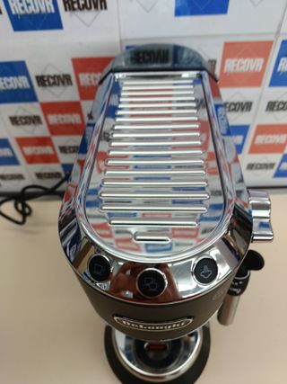 Cafetera espresso bomba acero 1,3 L negra - De'Longhi