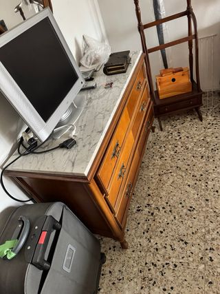 Mueble aparador madera y mármol