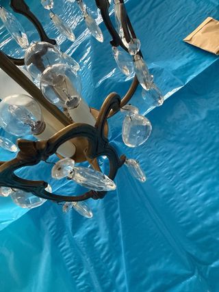 Lámpara colgante de metal y cristal