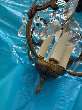 Lámpara colgante de metal y cristal