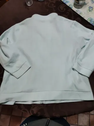 Felpa vintage azzurra calda