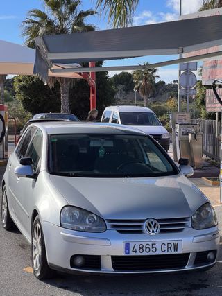 Volkswagen Golf 2005