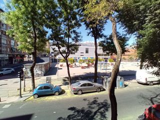 Piso en alquiler en Palos de Moguer en Madrid