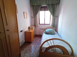 Piso en alquiler en Palos de Moguer en Madrid