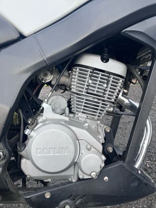 Daelim Roadwin 125 FI Blanca