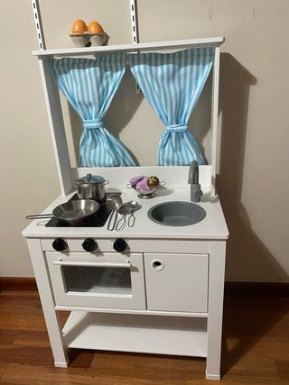 Cocina de juguete de madera. Solo entrega en Gijon