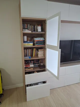 Mobile TV lucido bianco e vetro