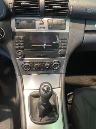 Mercedes-Benz Clase C 2005