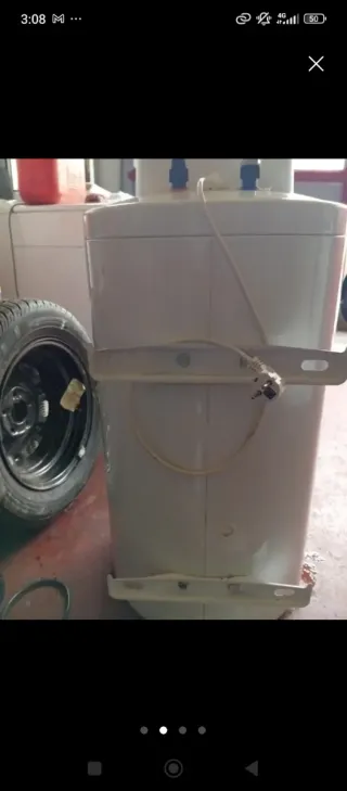 Termo calentador blanco y negro