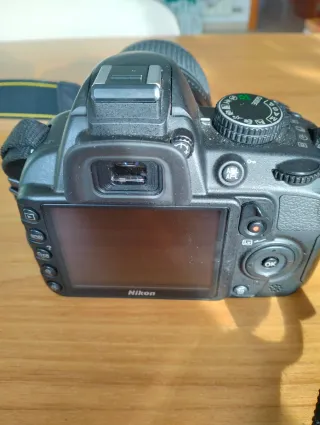 Cámara Reflex Nikon D3100 Negra