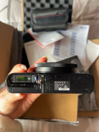 Sony Cyber-shot DSC-RX100 Cámara Digital