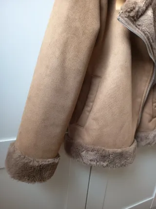 Chaqueta H&M infantil forrada efecto ante T. 6-8