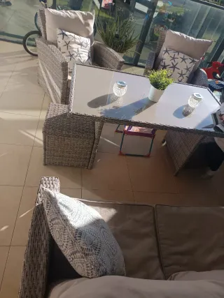 Conjunto de terraza mesa y sillones