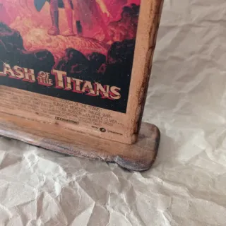 Adorno de madera de Clash of the Titans