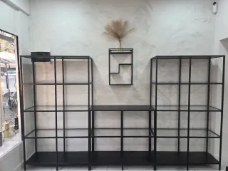 Estantería Metálica y Cristal Negra