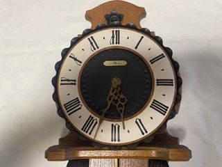 Reloj de pared antiguo