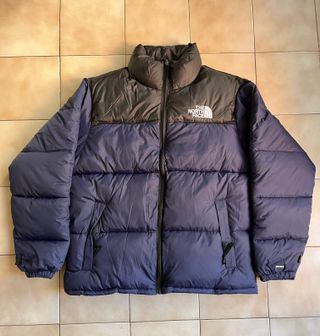 Chaqueta azul y negro