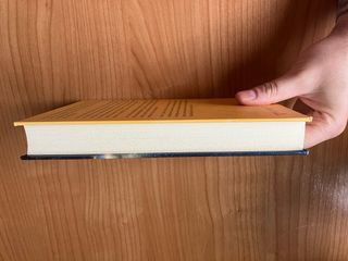 Cánticos de la Lejana Tierra