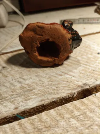 Figura cerámica artesanal antigua