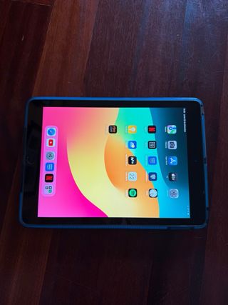 iPad 6ªGen Wifi+Cellular+Teclado SlimCombo Logitec