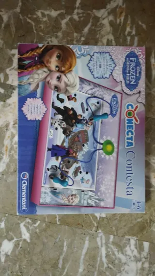 Juego Conecta Contesta Frozen Clementoni