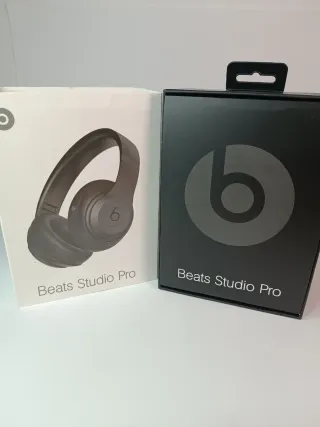 Beats Studio Pro inalámbricos — nuevos con caja