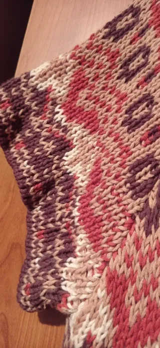 Chaleco largo tejido con cenefas