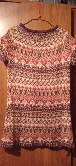 Chaleco largo tejido con cenefas